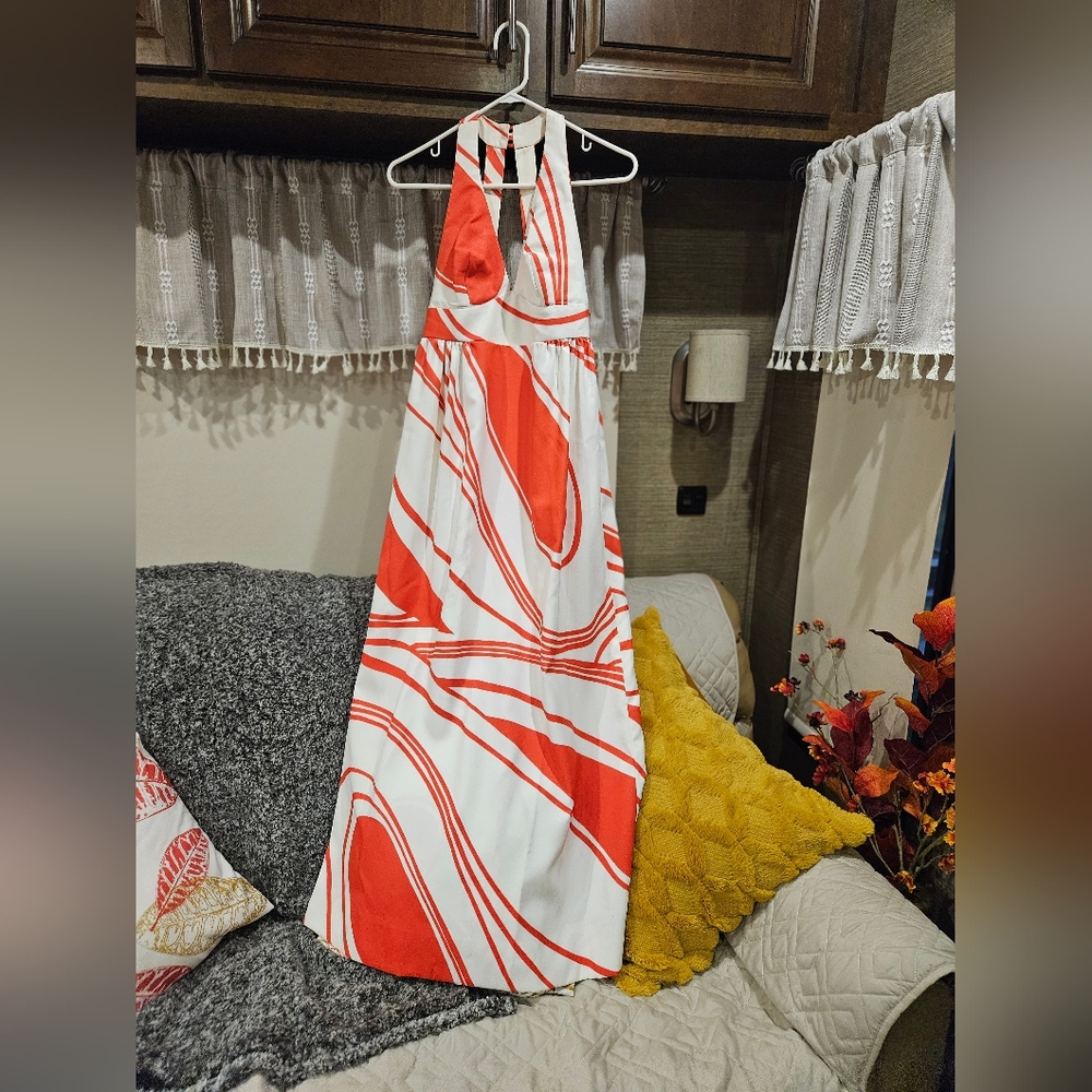 Vintage Malia Honolulu  dress size 10 full length orange and white summer dress